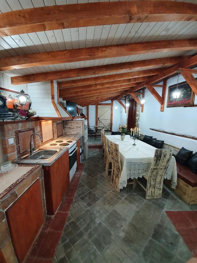 Kashtata S Paraklisa Borovo  Exterior photo