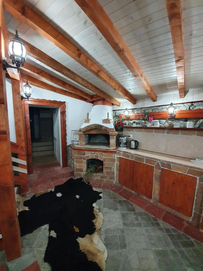 Kashtata S Paraklisa Borovo  Exterior photo