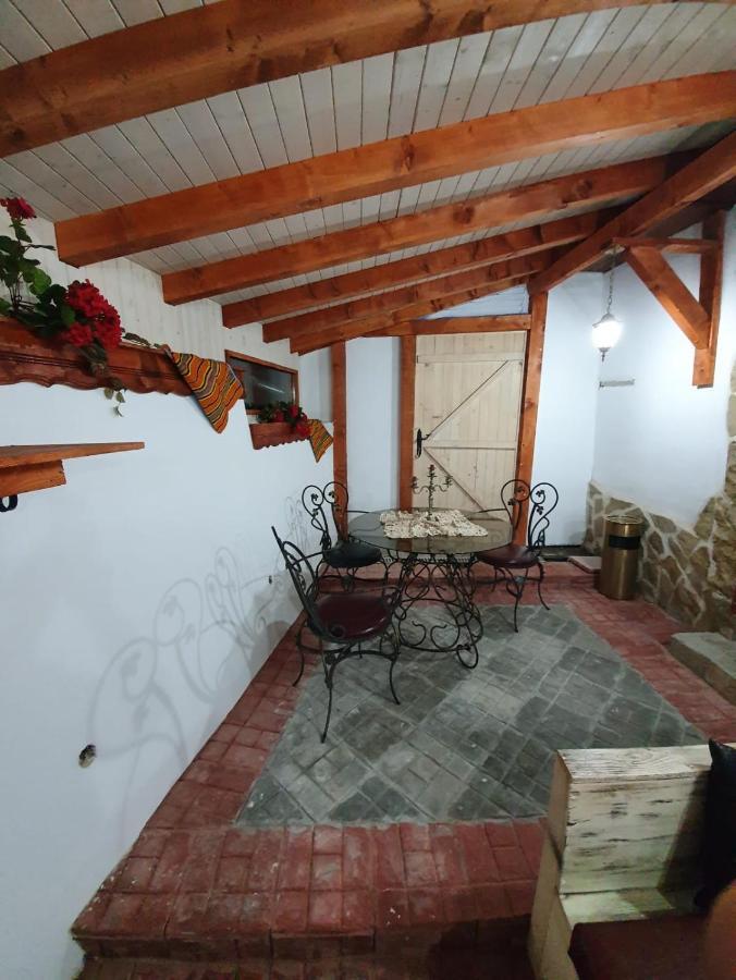 Kashtata S Paraklisa Borovo  Exterior photo